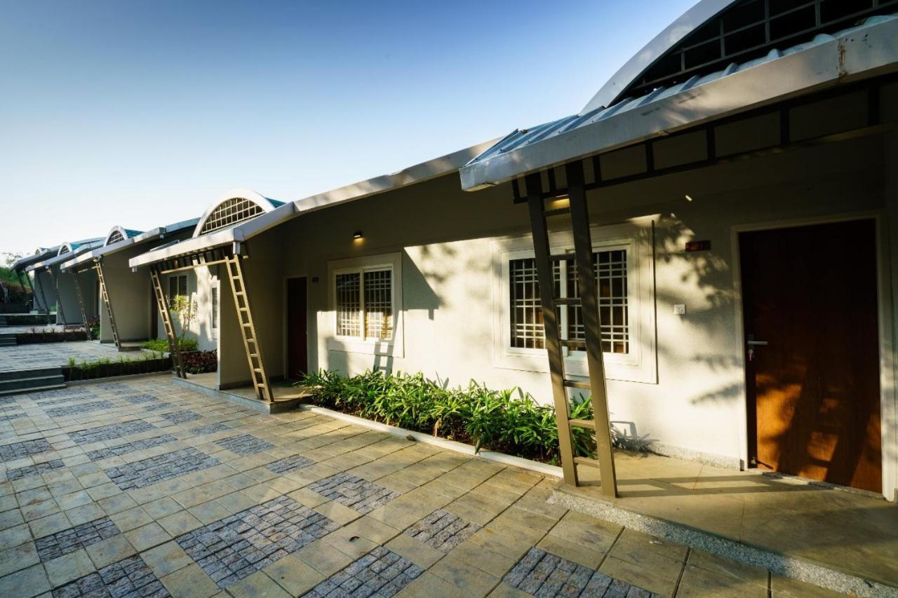 Windale Resorts Pooppara Экстерьер фото