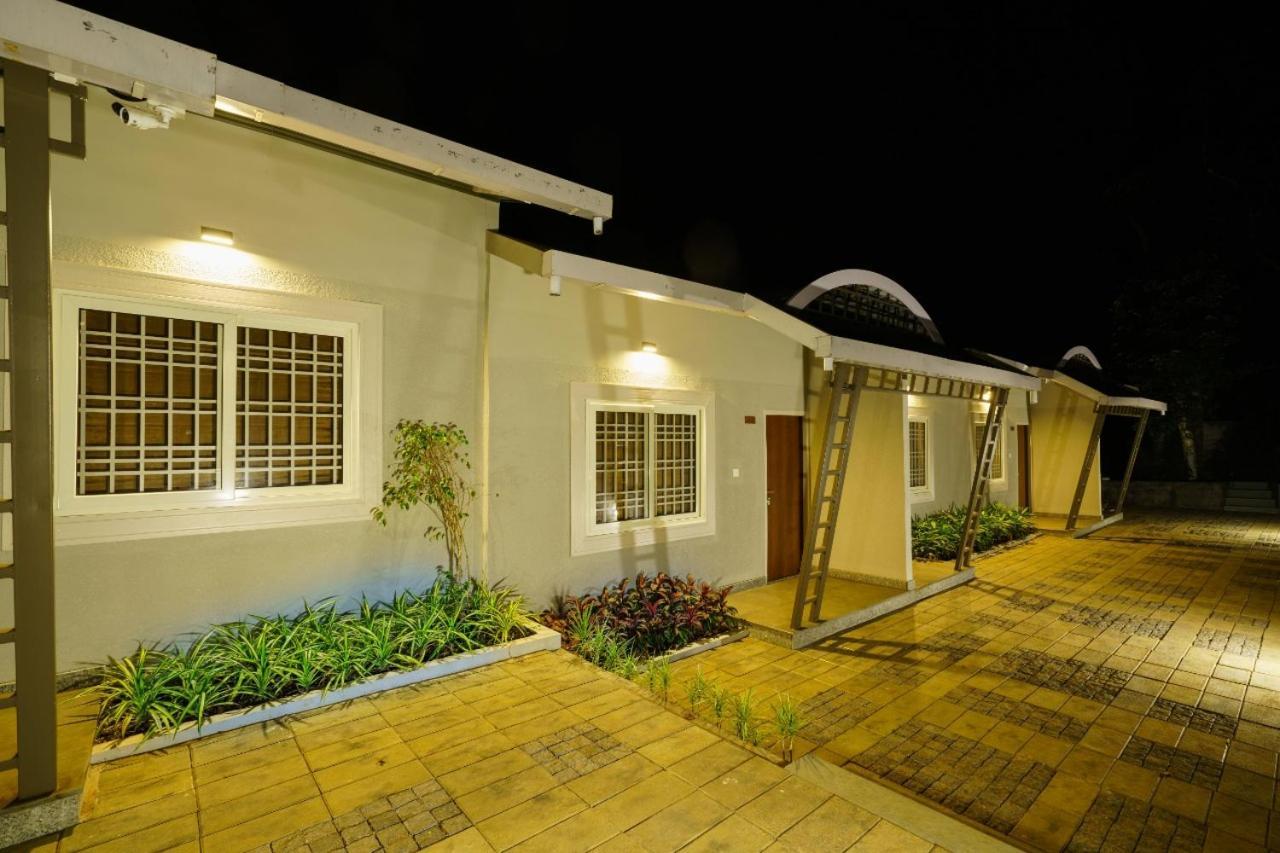 Windale Resorts Pooppara Экстерьер фото